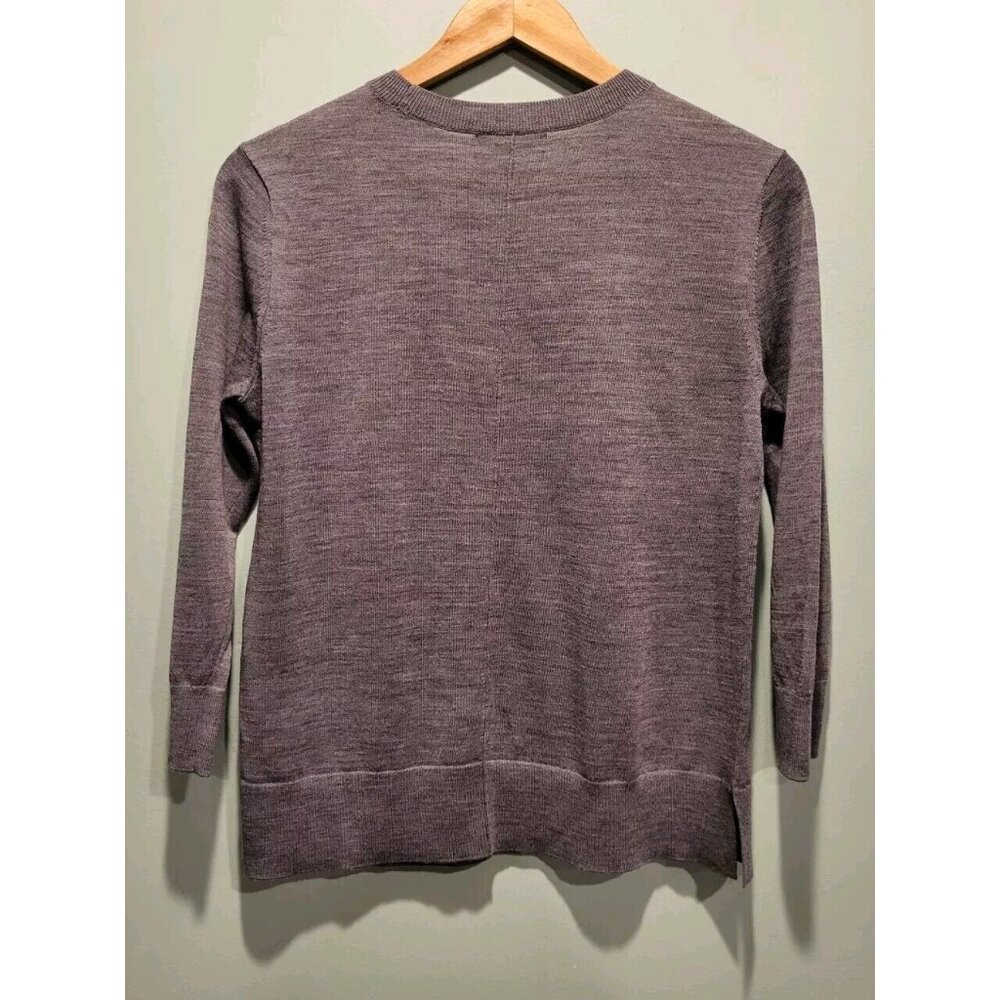 Banana Republic Gray Floral Embroidered Merino Wool Lightweight Sweater Sz M - Picture 5 of 8
